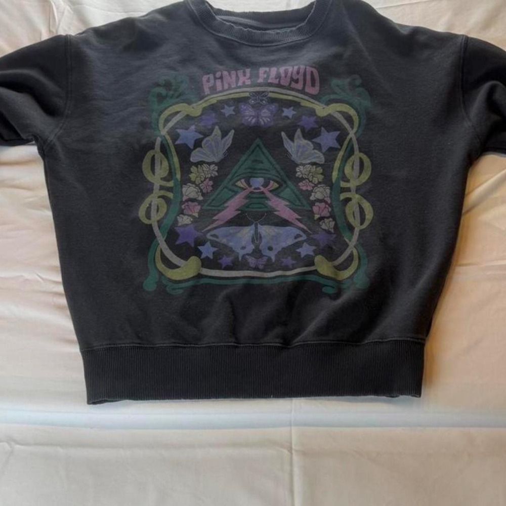 American Eagle grey Pink Floy.  Indie sleaze sweatshirt.   Y2K